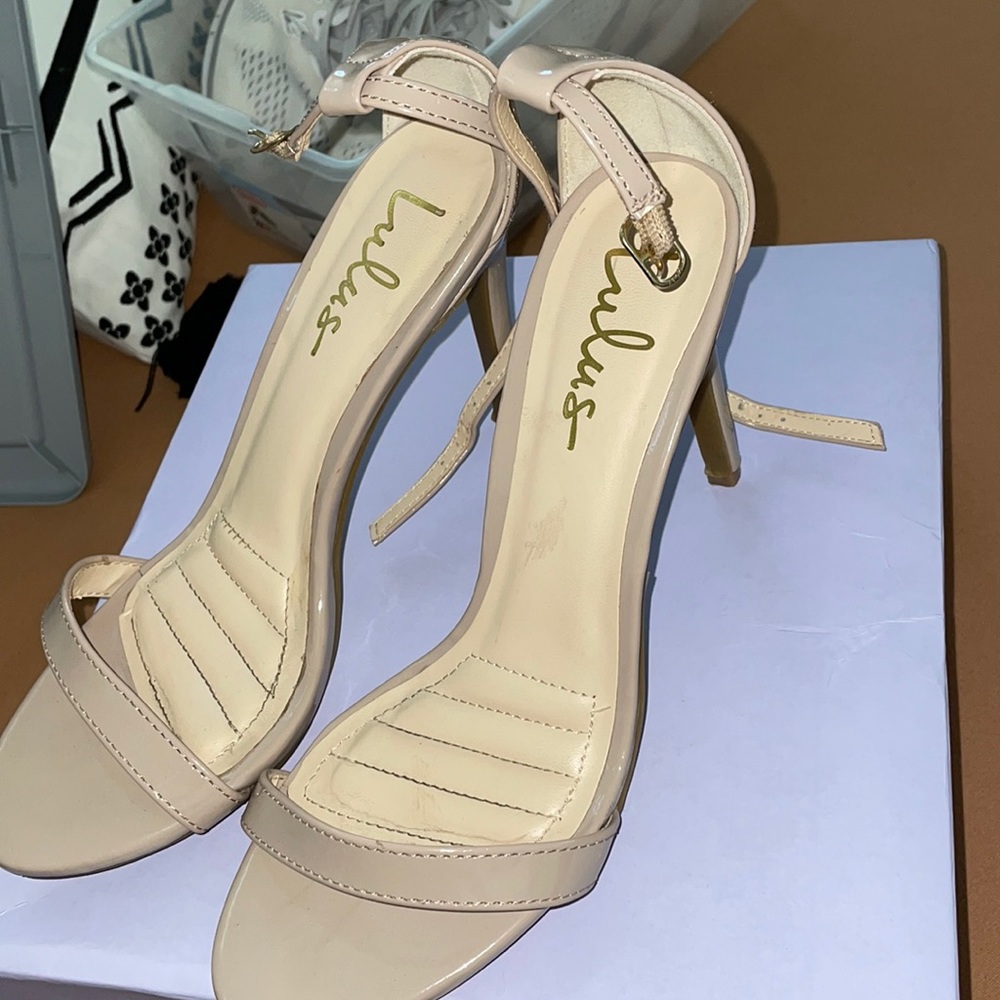Lulu nude heels